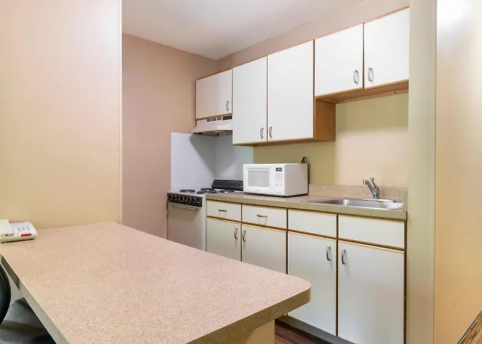 Extended America - Chicago - - Yorktown Center Hotel