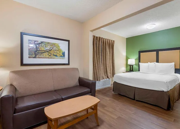 Extended America - Chicago - - Yorktown Center Hotel