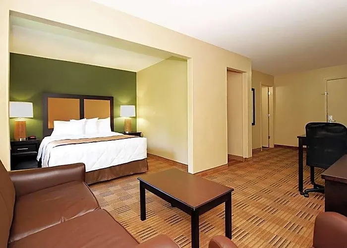 Extended America - Chicago - - Yorktown Center Hotel