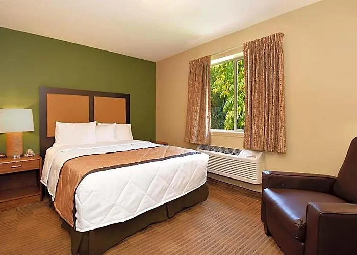 Extended America - Chicago - - Yorktown Center Hotel