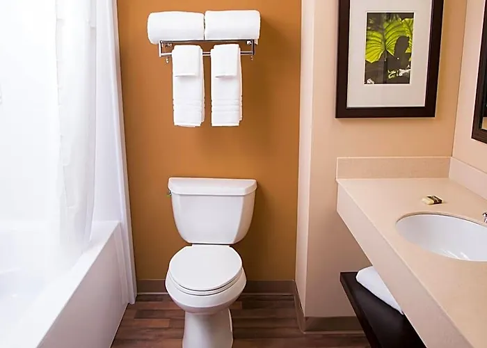 Extended America - Chicago - - Yorktown Center Hotel